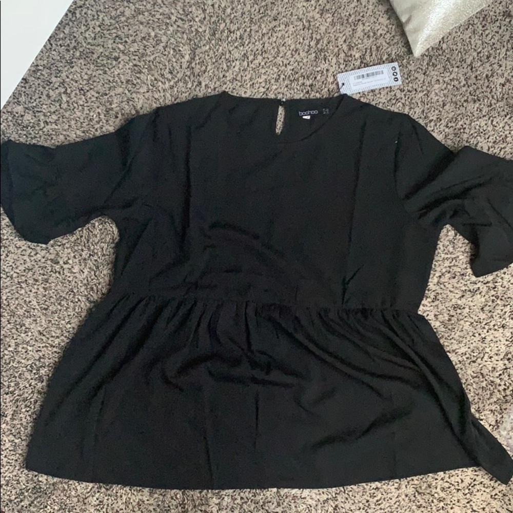 Black Blouse with ruffle sleeves